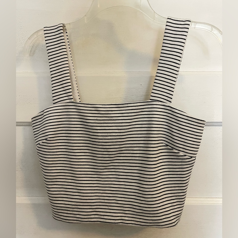 Leyden wide strap crop top black and white stripes